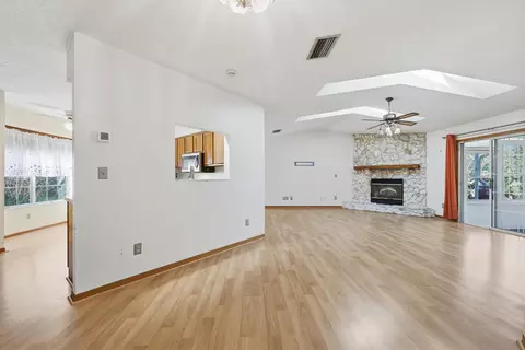 Living - 115 Segovia Rd, Saint Augustine, FL 32086 photo 3 of 9