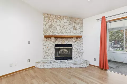 Living - 115 Segovia Rd, Saint Augustine, FL 32086 photo 8 of 9