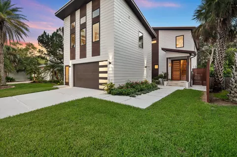 327 Minorca Ave, Saint Augustine, FL 32080
