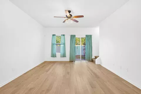 Living - 187 Whitland Way, Saint Augustine, FL 32086 photo 2 of 4