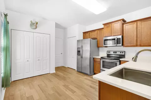 Kitchen - 187 Whitland Way, Saint Augustine, FL 32086 photo 2 of 2