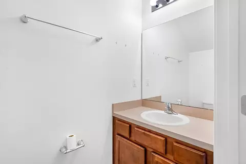 Bath - 187 Whitland Way, Saint Augustine, FL 32086 photo 1 of 3