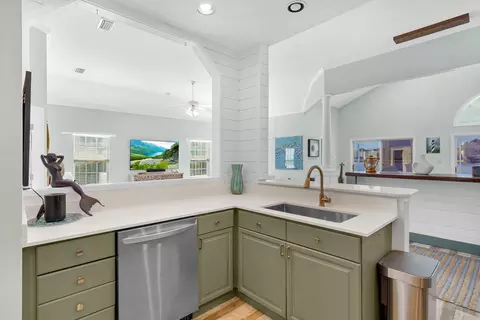 Kitchen - 507 Lakeway Dr, Saint Augustine, FL 32080 photo 2 of 3