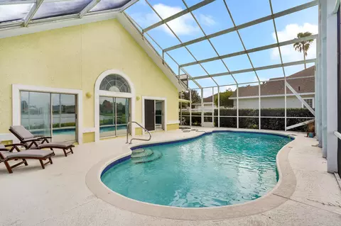 Exterior - 507 Lakeway Dr, Saint Augustine, FL 32080 photo 4 of 5
