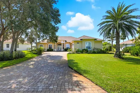 Exterior - 305 Marsh Point Cir, Saint Augustine, FL 32080 photo 13 of 28