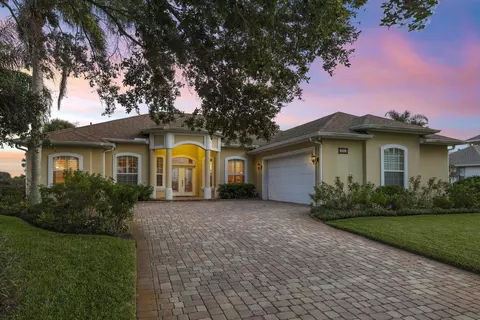 Exterior - 305 Marsh Point Cir, Saint Augustine, FL 32080 photo 18 of 28