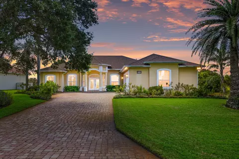 Exterior - 305 Marsh Point Cir, Saint Augustine, FL 32080 photo 1 of 28