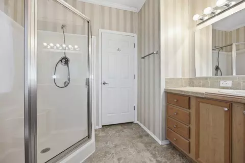 Bath - 4881 Avenue B, Saint Augustine, FL 32095 photo 1 of 2
