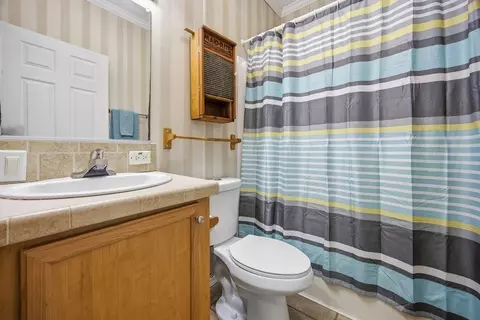 Bath - 4881 Avenue B, Saint Augustine, FL 32095 photo 2 of 2