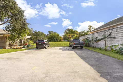 Exterior - 127 Rio Del Mar #C, Saint Augustine, FL 32080 photo 7 of 7
