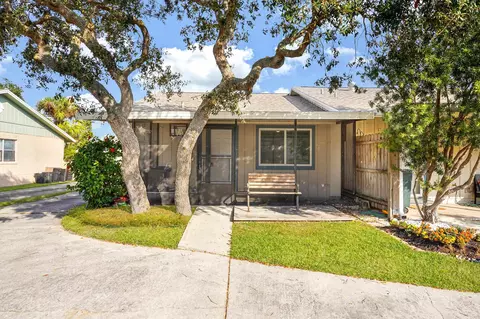 Exterior - 127 Rio Del Mar #C, Saint Augustine, FL 32080 photo 4 of 7
