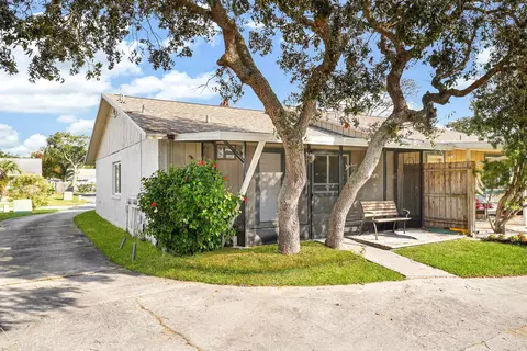 Exterior - 127 Rio Del Mar #C, Saint Augustine, FL 32080 photo 3 of 7