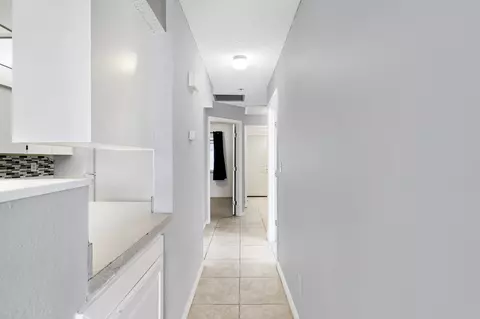 Entry Way - 127 Rio Del Mar #C, Saint Augustine, FL 32080 photo 1 of 2