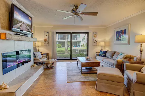 Living - 890 A1a Beach Blvd #62, Saint Augustine, FL 32080 photo 9 of 9