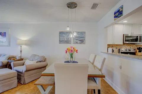 Dining - 890 A1a Beach Blvd #62, Saint Augustine, FL 32080 photo 3 of 4
