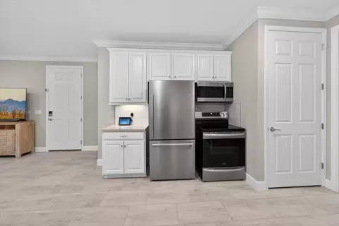 Kitchen - 178 Antolin Way, Saint Augustine, FL 32095 photo 3 of 8