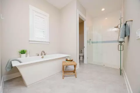 Bath - 522 Ridgeway Rd, Saint Augustine, FL 32080 photo 1 of 7