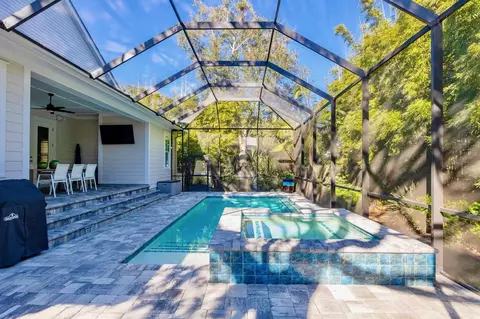 Exterior - 522 Ridgeway Rd, Saint Augustine, FL 32080 photo 5 of 10
