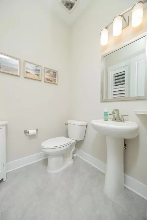 Bath - 522 Ridgeway Rd, Saint Augustine, FL 32080 photo 5 of 7