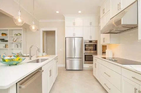 Kitchen - 522 Ridgeway Rd, Saint Augustine, FL 32080 photo 3 of 8