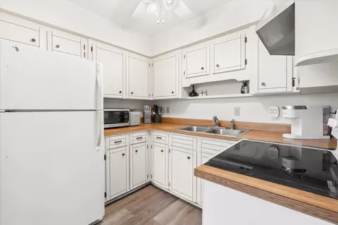 Kitchen - 216 9th St, Saint Augustine, FL 32080 photo 3 of 5