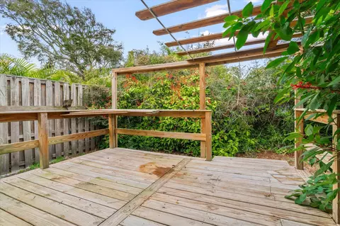 Exterior - 216 9th St, Saint Augustine, FL 32080 photo 8 of 9