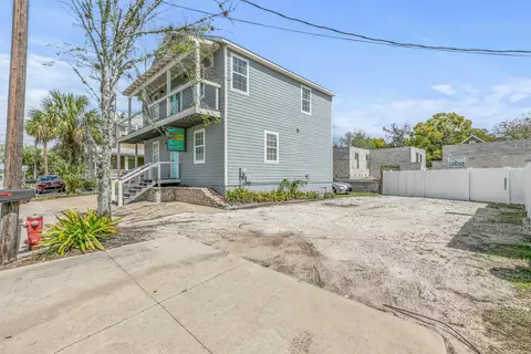 Exterior - 28 Spring St, Saint Augustine, FL 32084 photo 5 of 6
