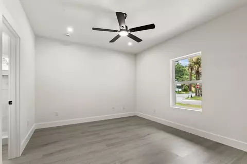 Bedroom - 28 Spring St, Saint Augustine, FL 32084 photo 1 of 12