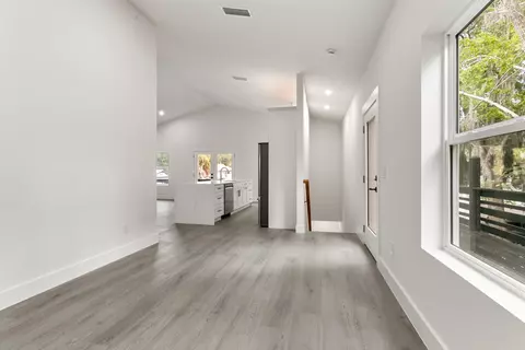 Entry Way - 28 Spring St, Saint Augustine, FL 32084 photo 6 of 7