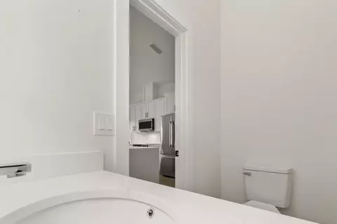 Bath - 28 Spring St, Saint Augustine, FL 32084 photo 11 of 11