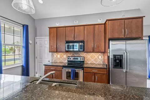 Kitchen - 28 Spring St, Saint Augustine, FL 32084 photo 7 of 7