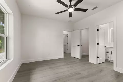 Bedroom - 28 Spring St, Saint Augustine, FL 32084 photo 2 of 12
