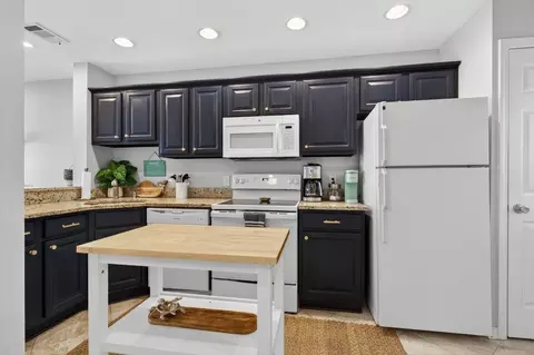 Kitchen - 8550 S A1a #209, Saint Augustine, FL 32080 photo 5 of 7