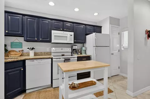 Kitchen - 8550 S A1a #209, Saint Augustine, FL 32080 photo 4 of 7