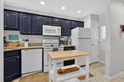 Kitchen - 8550 S A1a #209, Saint Augustine, FL 32080 photo 4 of 7