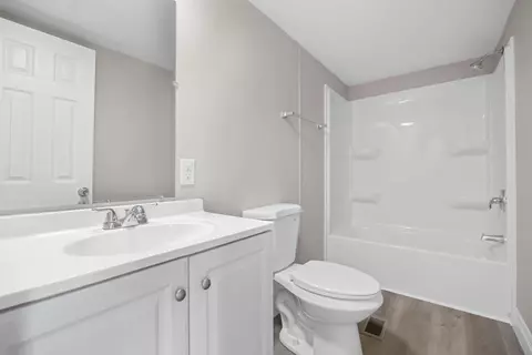 Bath - 385 Katnack Rd, Saint Augustine, FL 32095 photo 1 of 4