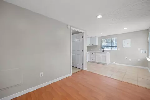 Living - 385 Katnack Rd, Saint Augustine, FL 32095 photo 5 of 5