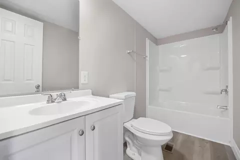 Bath - 385 Katnack Rd, Saint Augustine, FL 32095 photo 1 of 4