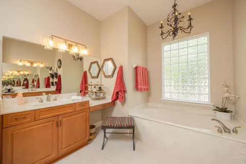 Bath - 1160 Inverness Dr, Saint Augustine, FL 32092 photo 3 of 5