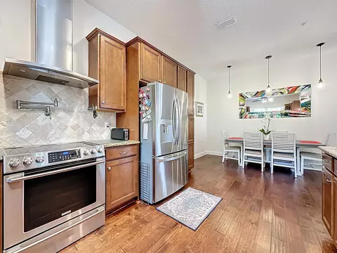 Kitchen - 130 Grand Ravine Dr, Saint Augustine, FL 32086 photo 4 of 8