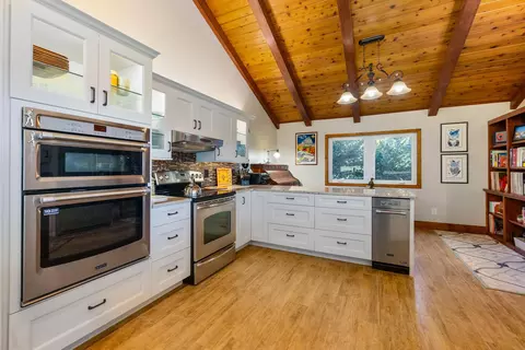 Kitchen - 160 W Genung St, Saint Augustine, FL 32086 photo 3 of 5