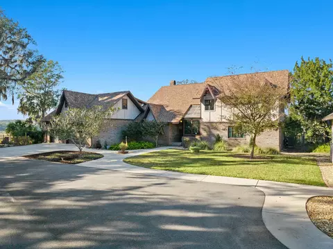 Exterior - 160 W Genung St, Saint Augustine, FL 32086 photo 1 of 9