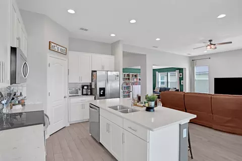 Kitchen - 123 Hickory Ridge Rd, Saint Augustine, FL 32084 photo 3 of 3