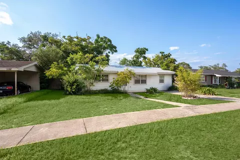 196 Phoenetia Dr, Saint Augustine, FL 32086