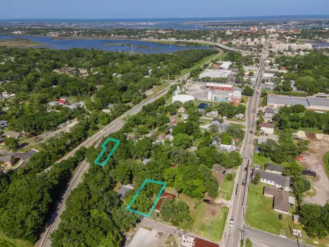 7 N Whitney Street Railroad Ave, Saint Augustine, FL 32084