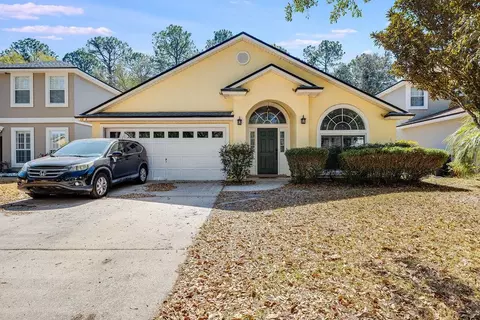 Exterior - 1233 Splendid Ravine St, Saint Augustine, FL 32092 photo 4 of 5
