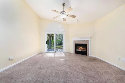 Living - 1233 Splendid Ravine St, Saint Augustine, FL 32092 photo 4 of 5
