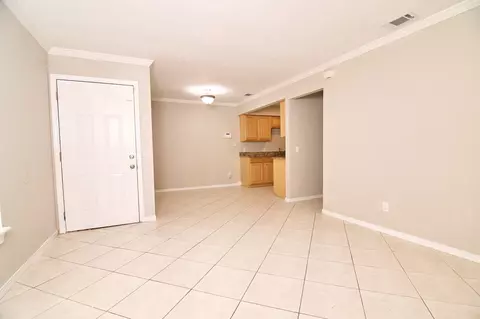 Living - 20 Brigantine Ct, Saint Augustine, FL 32080 photo 3 of 6