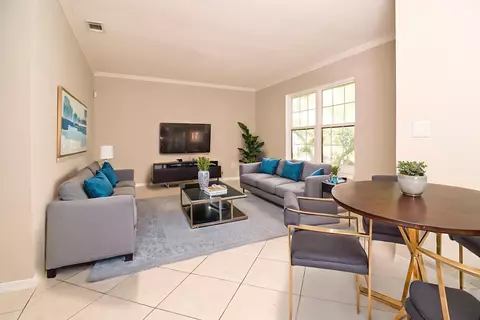Living - 20 Brigantine Ct, Saint Augustine, FL 32080 photo 4 of 6
