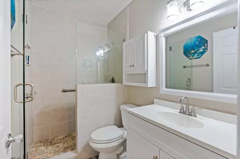 Bath - 362 Monika Pl, Saint Augustine, FL 32080 photo 4 of 4
